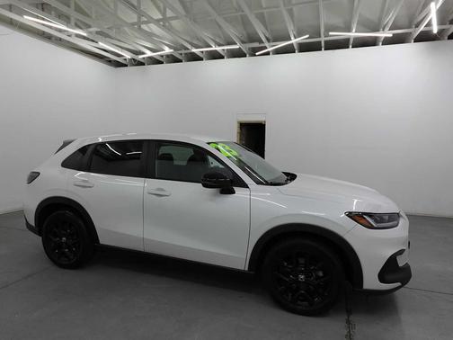 2023 Honda HR-V AWD Sport