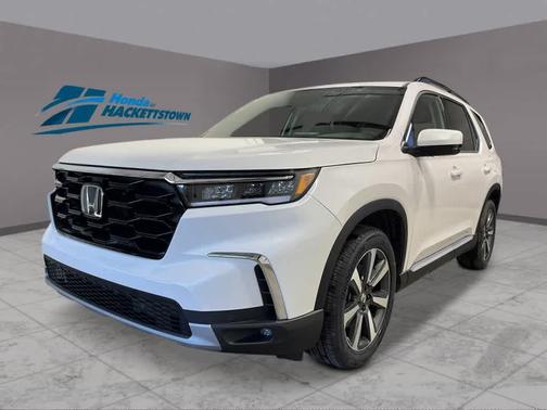 2025 Honda Pilot Touring 8-Passenger