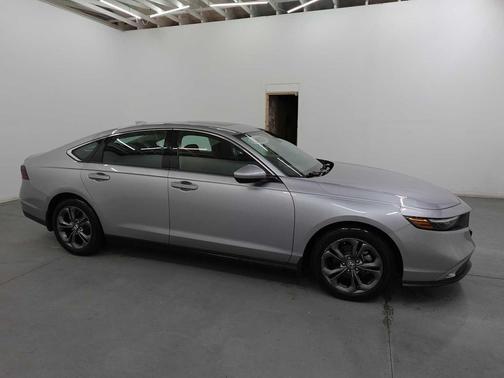 Lunar Silver Metallic 2023 Honda Accord EX