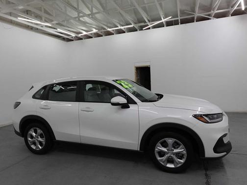 2023 Honda HR-V LX