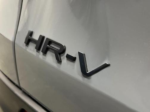 Urban Gray Pearl 2026 Honda HR-V AWD Sport