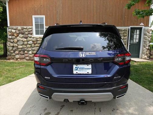 2025 Honda Pilot Elite