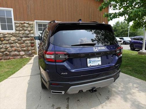 2025 Honda Pilot Elite