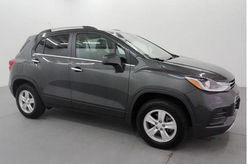Photo 4 of 30 of 2019 Chevrolet Trax LT