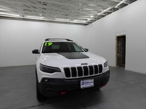 2019 Jeep Cherokee Trailhawk Elite
