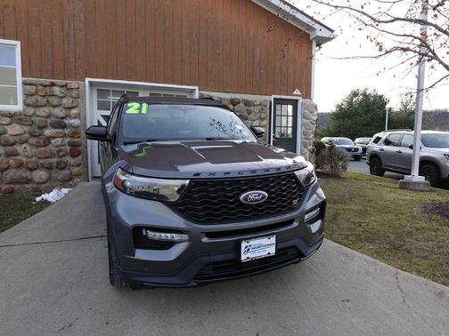 2021 Ford Explorer ST