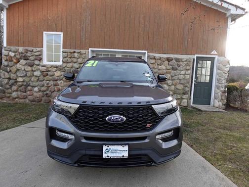 2021 Ford Explorer ST