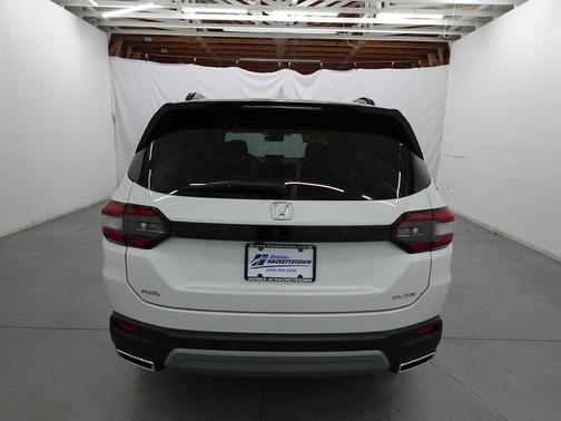 2023 Honda Pilot AWD Elite