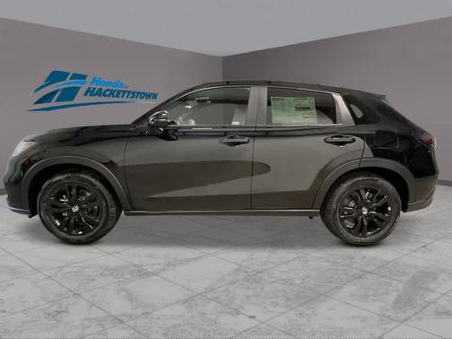 Crystal Black Pearl 2027 Honda HR-V Sport