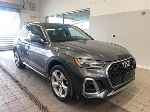 2023 Audi Q5 Premium Plus 45 TFSI S line quattro