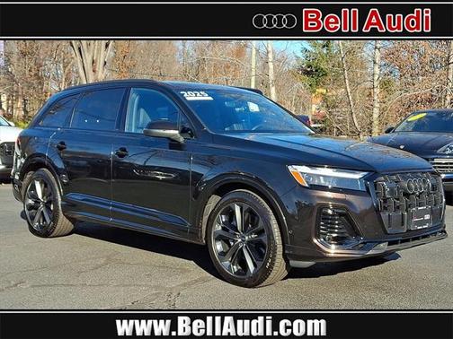 2025 Audi Q7 Premium Plus 55 TFSI quattro Tiptronic