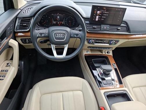 2021 Audi Q5 Premium 45 TFSI quattro S tronic