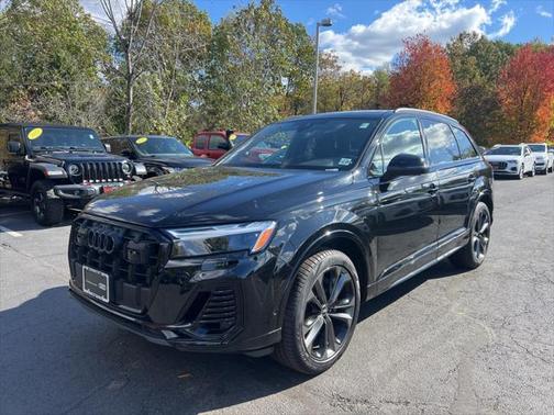 2025 Audi Q7 Premium Plus 55 TFSI quattro Tiptronic