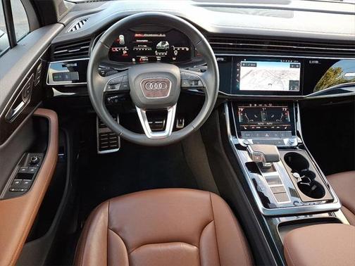 2023 Audi Q7 Premium Plus 45 TFSI quattro Tiptronic