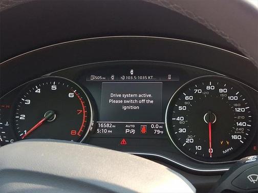 2022 Audi Q5 Premium 40 TFSI quattro S tronic