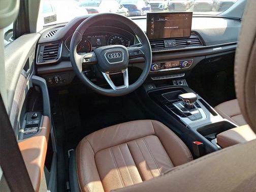 2022 Audi Q5 Premium 40 TFSI quattro S tronic
