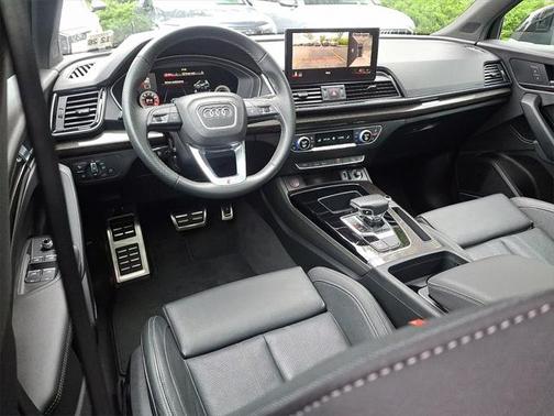 2022 Audi SQ5 Premium Plus TFSI quattro Tiptronic