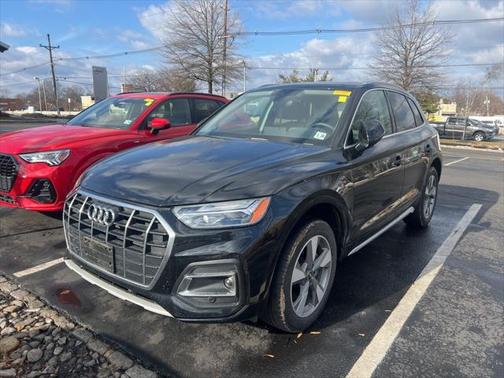 2023 Audi Q5 Premium Plus 40 TFSI quattro S tronic