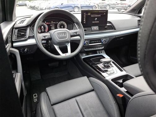 2024 Audi Q5 Premium Plus 45 TFSI S line quattro