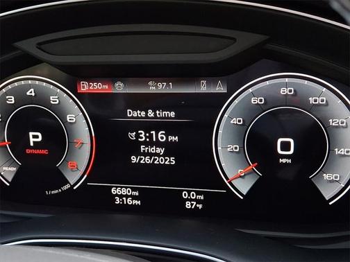 2025 Audi Q7 Premium Plus 45 TFSI quattro Tiptronic