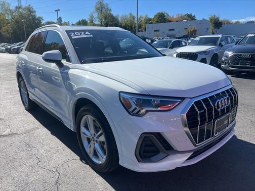 2024 Audi Q3 Premium 45 TFSI S line quattro Tiptronic