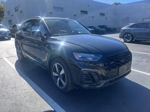 2023 Audi Q5 Premium Plus 45 TFSI S line quattro
