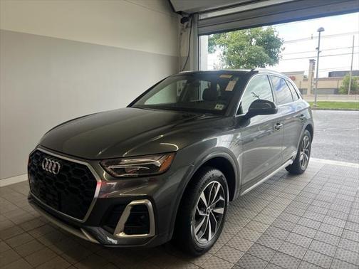 2022 Audi Q5 Premium Plus 45 TFSI S line quattro S tronic
