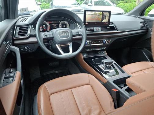 2022 Audi Q5 Premium Plus 45 TFSI S line quattro S tronic