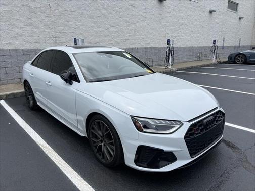 2022 Audi S4 Premium Plus TFSI quattro Tiptronic