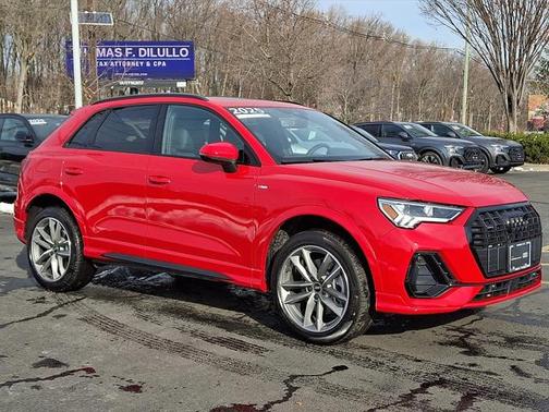 2025 Audi Q3 Premium 45 TFSI S line quattro Tiptronic
