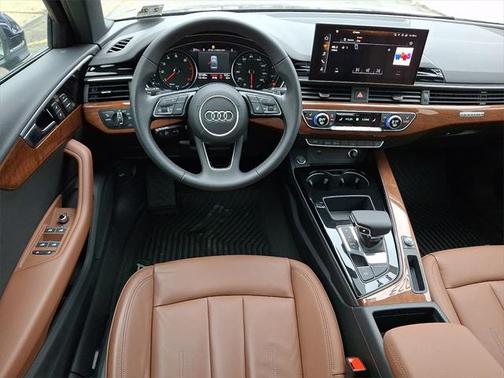 2023 Audi A4 Premium 40 TFSI quattro S tronic