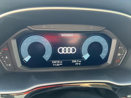 2022 Audi Q3 Premium Plus 45 TFSI S line quattro Tiptronic