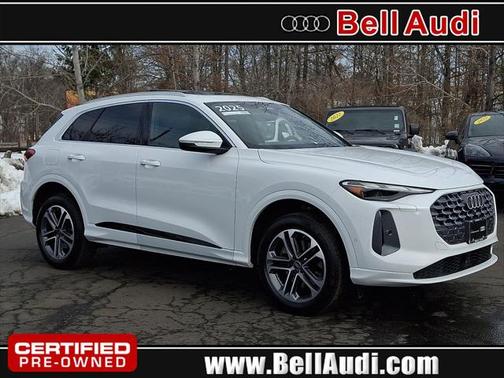 2025 Audi Q5 Premium TFSI quattro S tronic