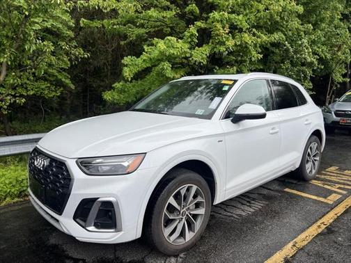 2022 Audi Q5 Premium 45 TFSI S line quattro S tronic