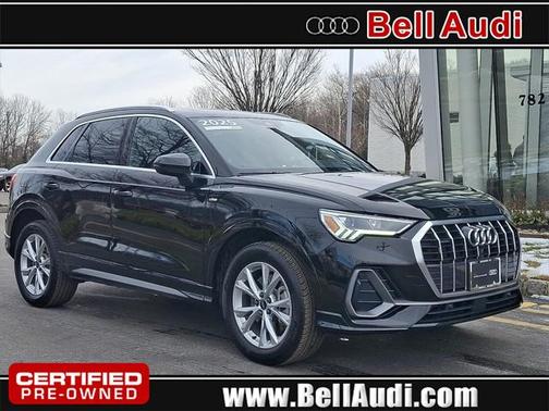2025 Audi Q3 Premium 45 TFSI S line quattro Tiptronic