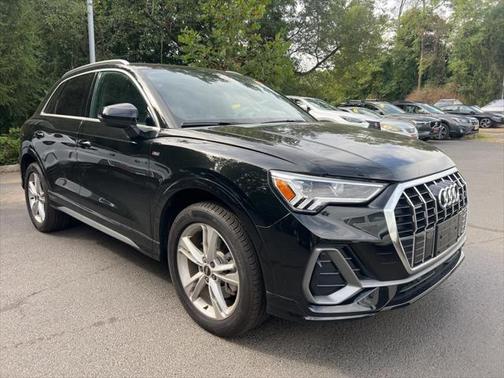 2023 Audi Q3 Premium Plus 45 TFSI S line quattro Tiptronic