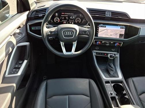 2023 Audi Q3 Premium Plus 45 TFSI S line quattro Tiptronic