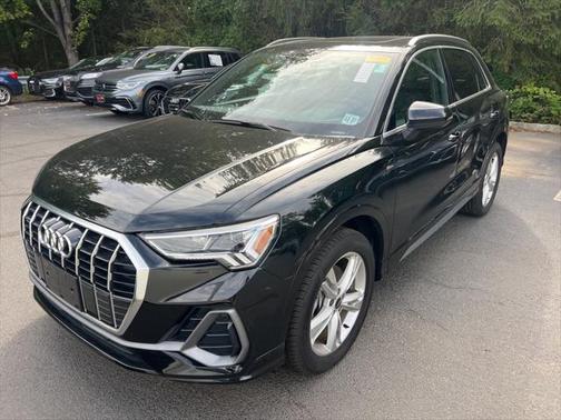 2023 Audi Q3 Premium Plus 45 TFSI S line quattro Tiptronic