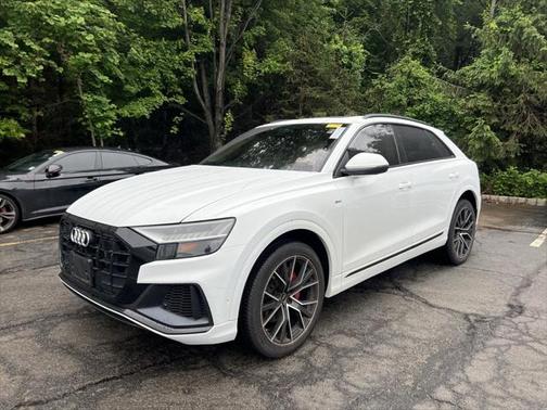 2023 Audi Q8 Premium Plus 55 TFSI quattro Tiptronic