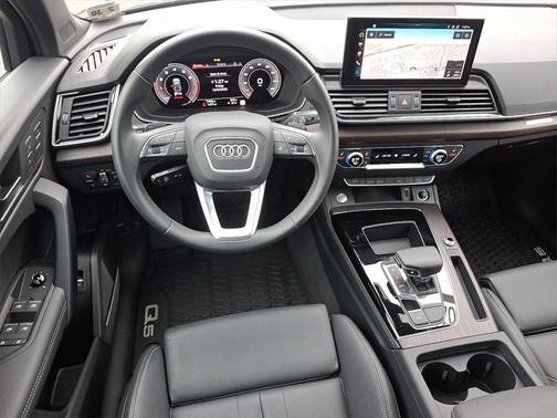 2025 Audi Q5 Sportback Premium Plus 45 TFSI S line quattro S tronic