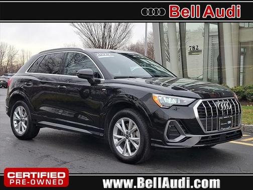 2022 Audi Q3 Premium 45 TFSI S line quattro Tiptronic