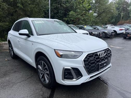 2025 Audi Q5 Premium Plus 45 TFSI S line quattro S tronic
