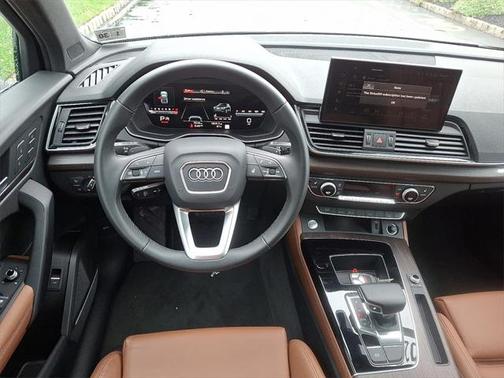 2025 Audi Q5 Premium Plus 45 TFSI S line quattro S tronic
