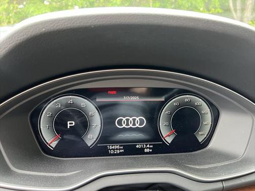 2022 Audi Q5 Premium Plus 45 TFSI S line quattro S tronic