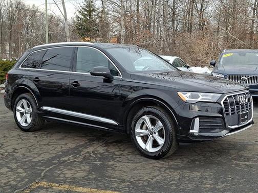 2023 Audi Q7 Premium 45 TFSI quattro Tiptronic