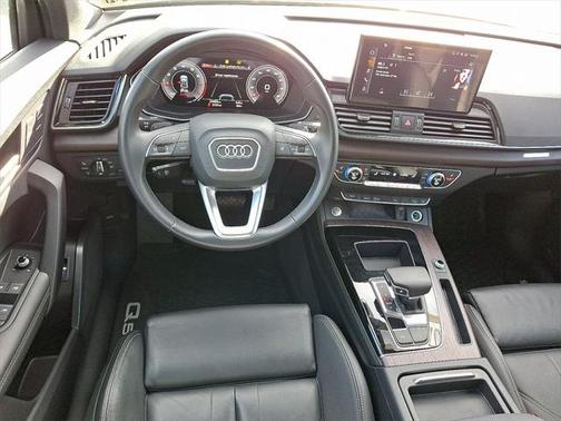 2022 Audi Q5 Sportback Premium Plus 45 TFSI S line quattro S tronic