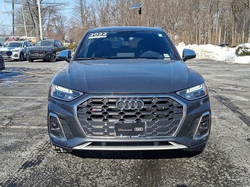 2022 Audi SQ5 Premium TFSI quattro Tiptronic
