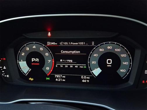 2025 Audi Q3 Premium 45 TFSI S line quattro Tiptronic