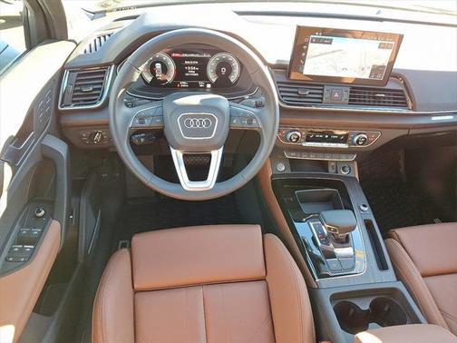 2025 Audi Q5 Premium Plus 45 TFSI S line quattro S tronic
