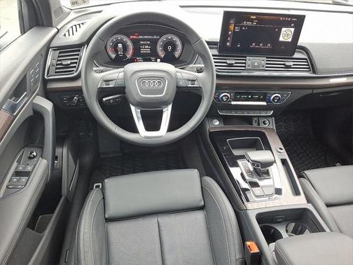 2024 Audi Q5 Sportback Prestige 45 TFSI S line quattro S tronic